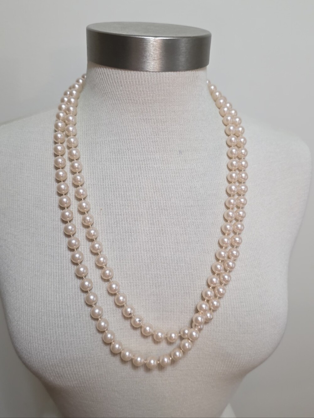 Light Blush Faux Pearl Necklace Flapper Style 56" Long No Clasp